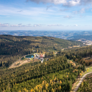 Blick über die Mönichkirchner Schwaig, © Schischaukel Mönichkirchen-Mariensee